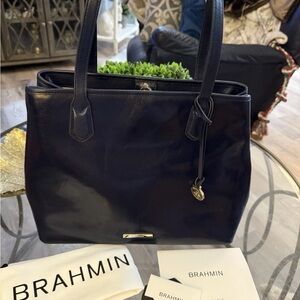 NWT Brahmin Medium Julian Navy Topsail Tote With Dust Bag